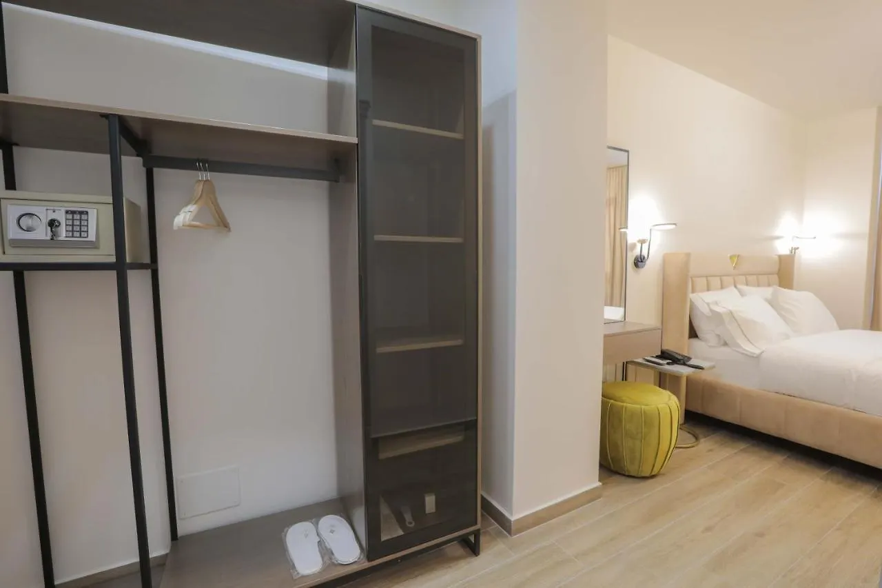 **** Hotel Olia Residence Tirana Albania